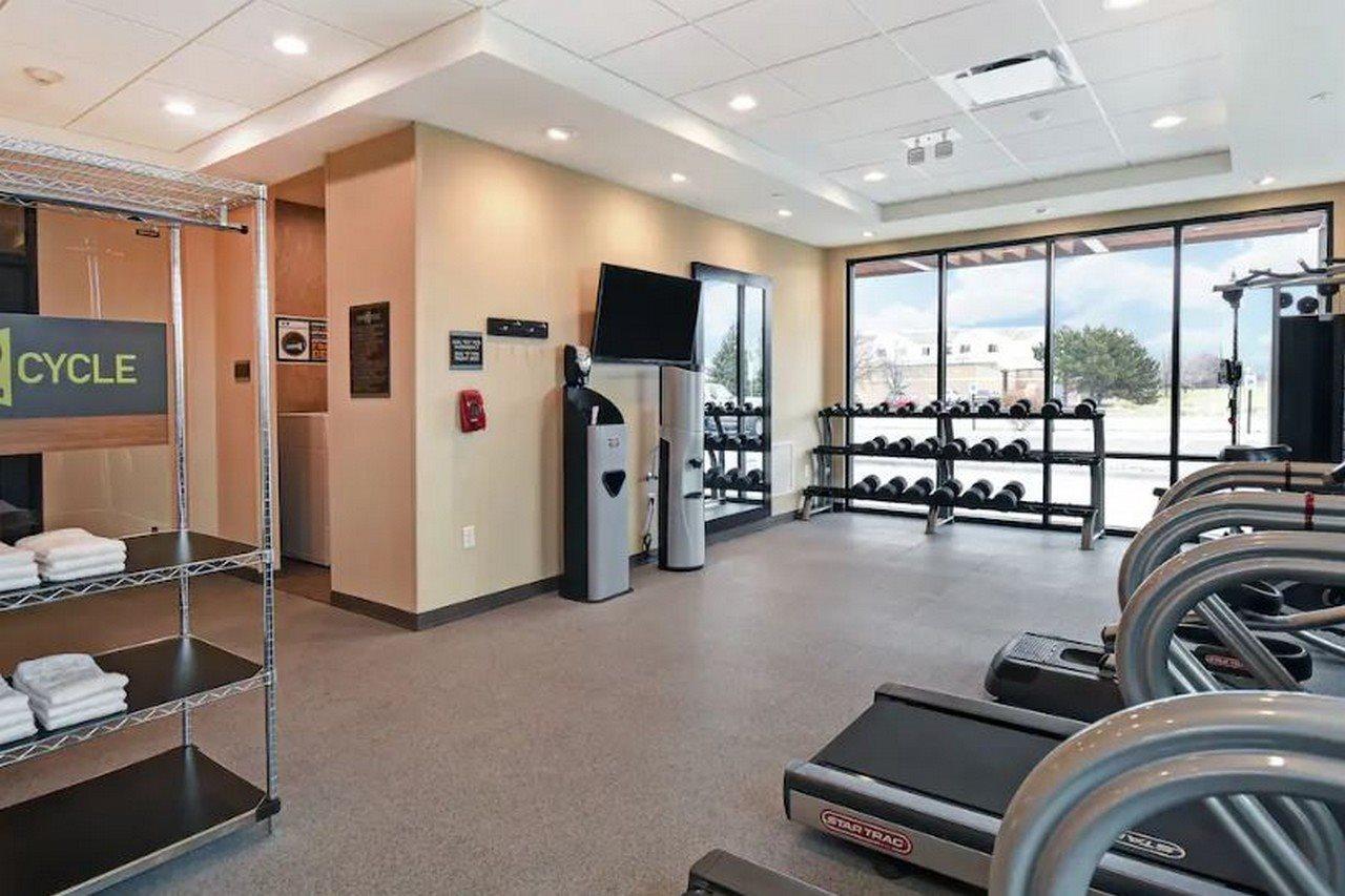 Home2 Suites By Hilton Beloit Bagian luar foto