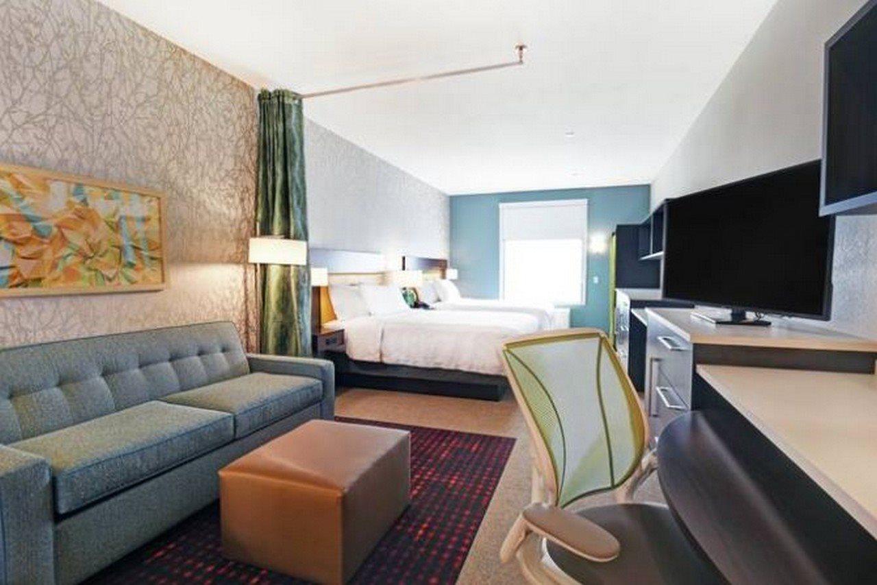 Home2 Suites By Hilton Beloit Bagian luar foto
