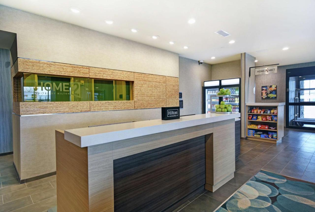 Home2 Suites By Hilton Beloit Bagian luar foto