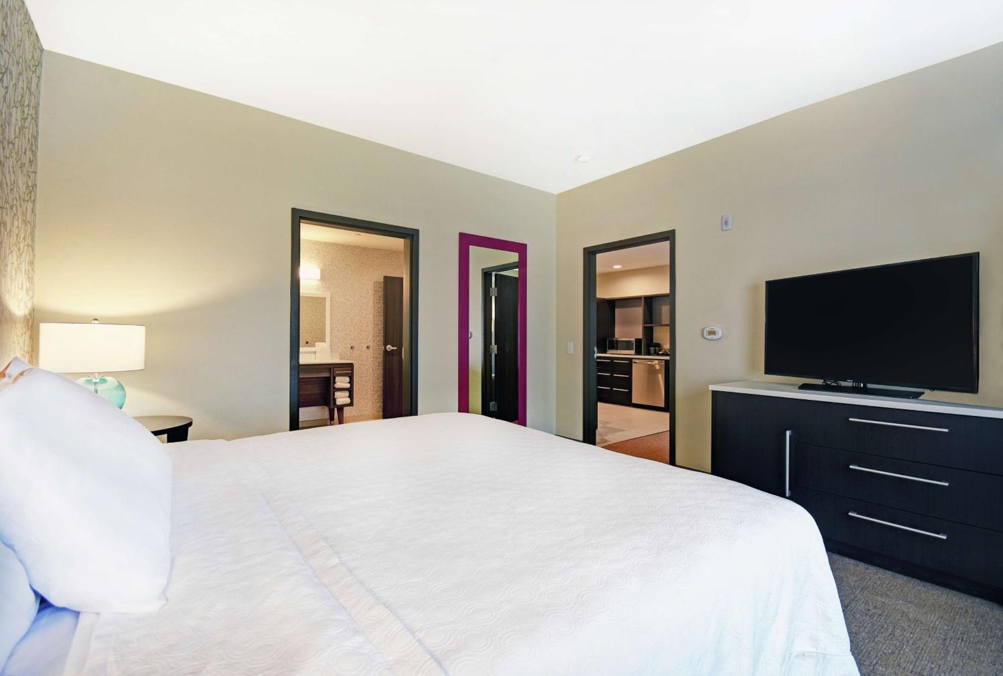 Home2 Suites By Hilton Beloit Bagian luar foto