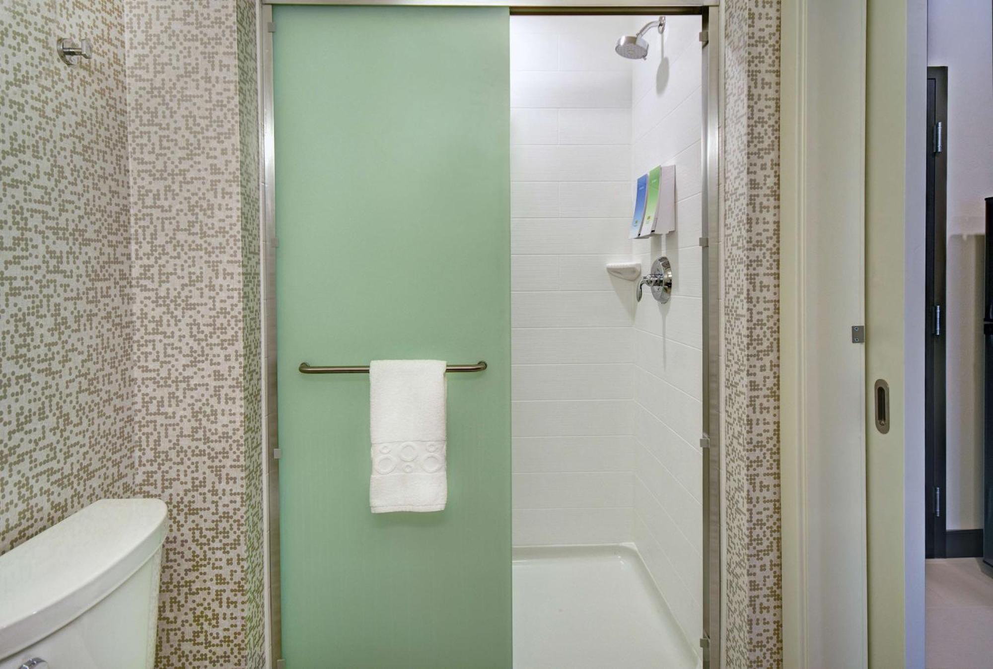 Home2 Suites By Hilton Beloit Bagian luar foto