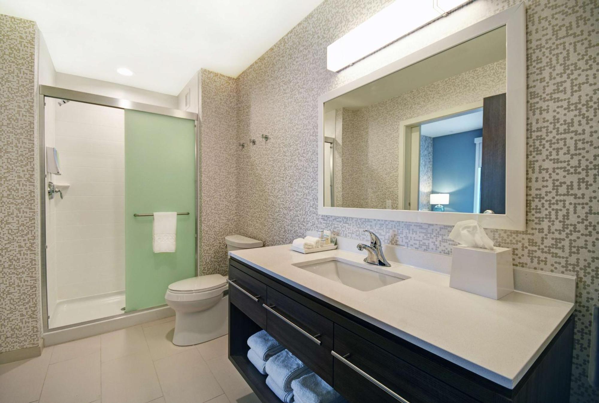 Home2 Suites By Hilton Beloit Bagian luar foto