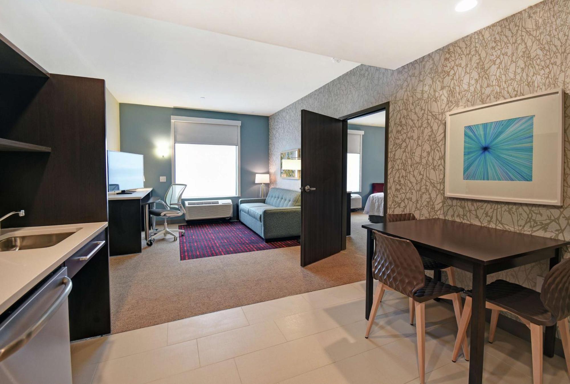 Home2 Suites By Hilton Beloit Bagian luar foto